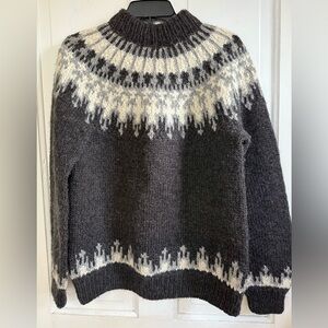 Women’s Handknit Nordic Icelandic Heavy Sweater Size L